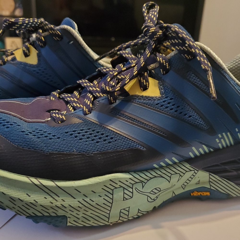 Hoka One One Speedgoat 3